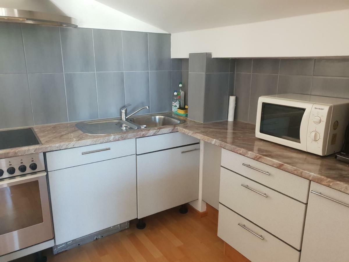 Apartment Luca Pula Buitenkant foto
